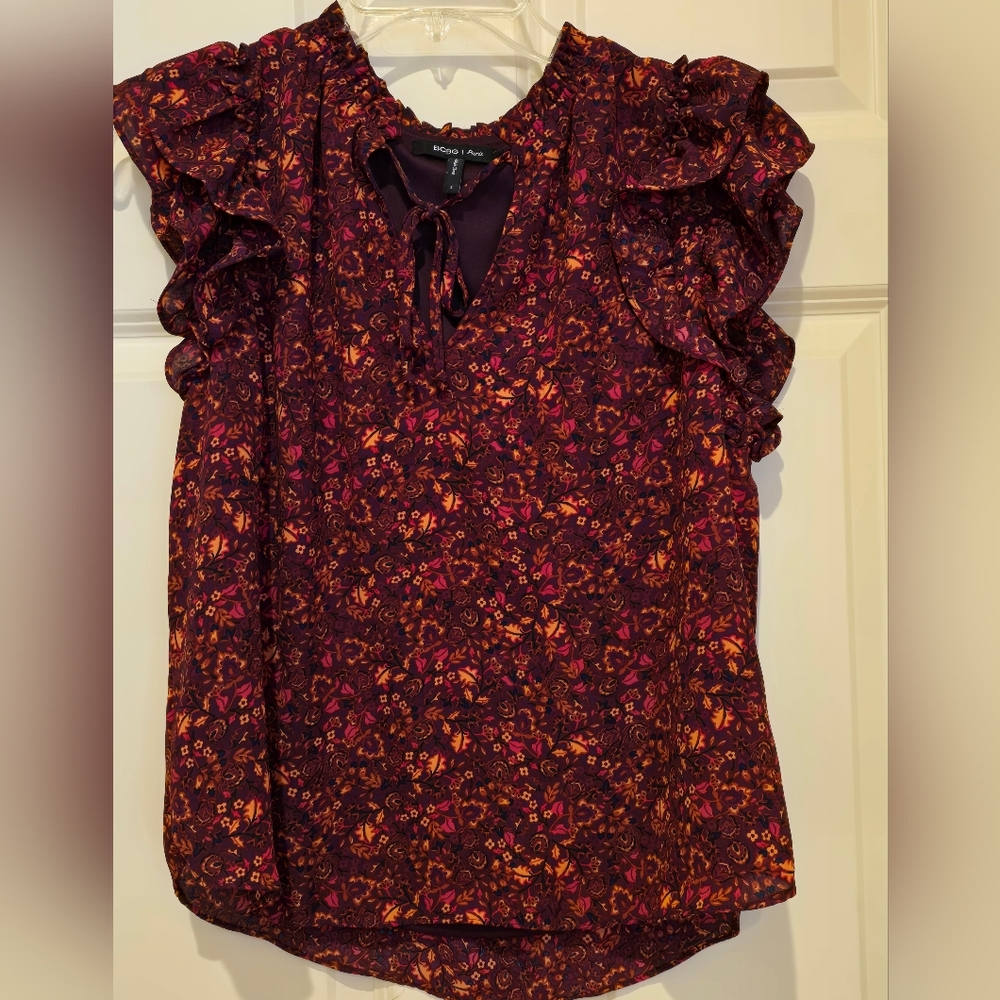 BCBG Paris Top